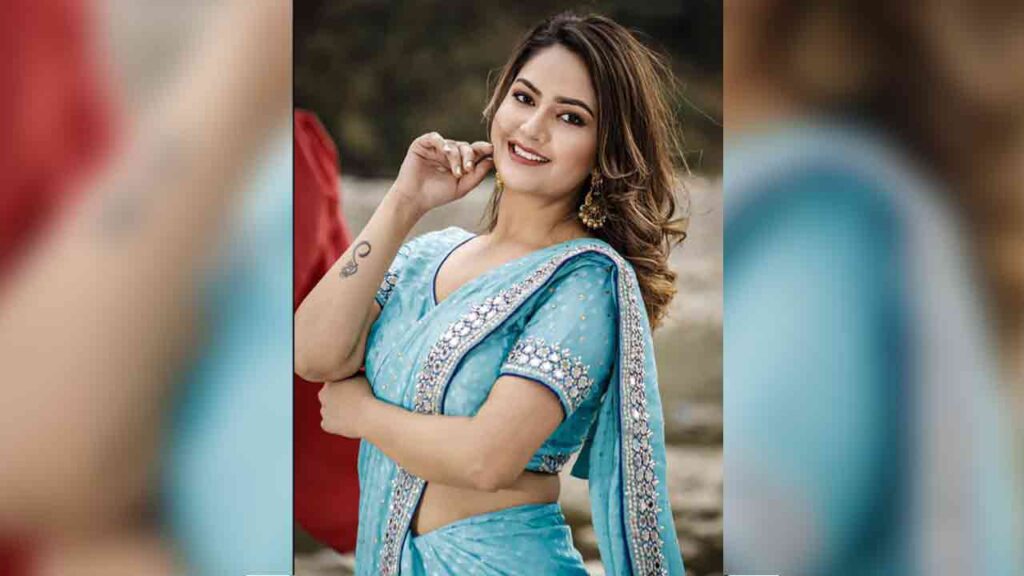 Barsha Siwakoti Biography, Age, Height, Net worth, Husband, Movies, Father, Mother, Photos & More